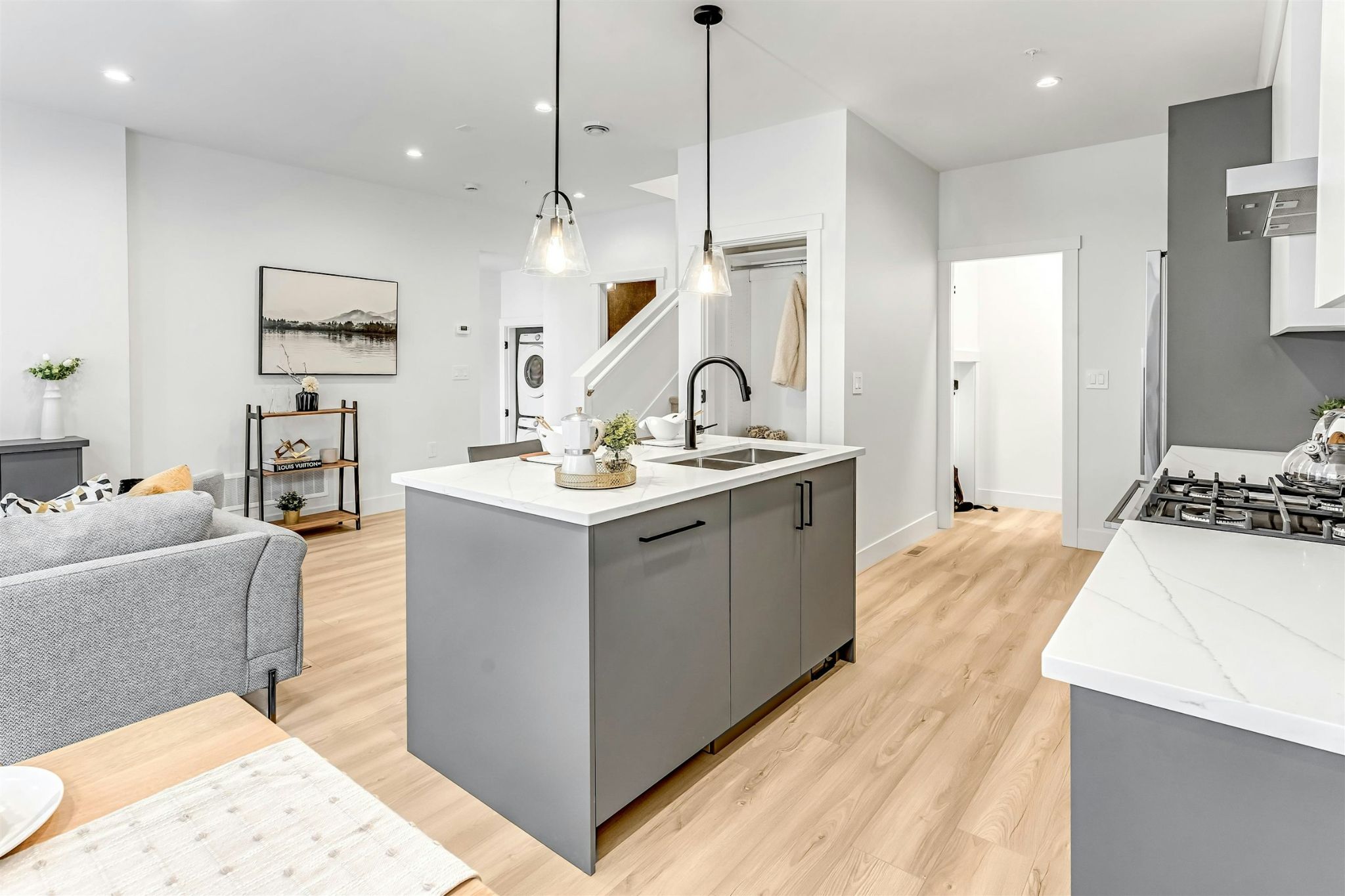 Park Avenue Townhomes in Langley – photo 14