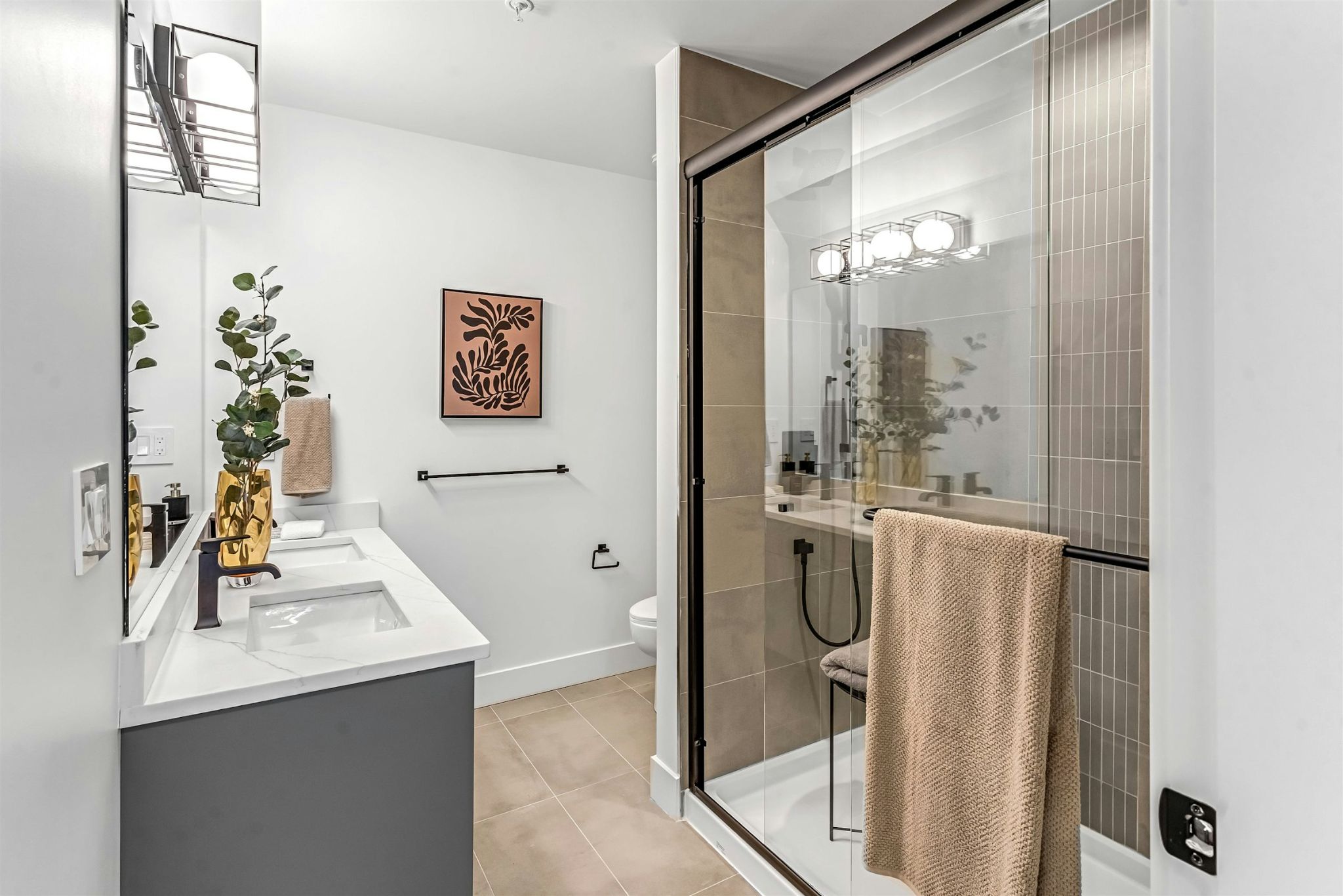 Park Avenue Townhomes in Langley – photo 4