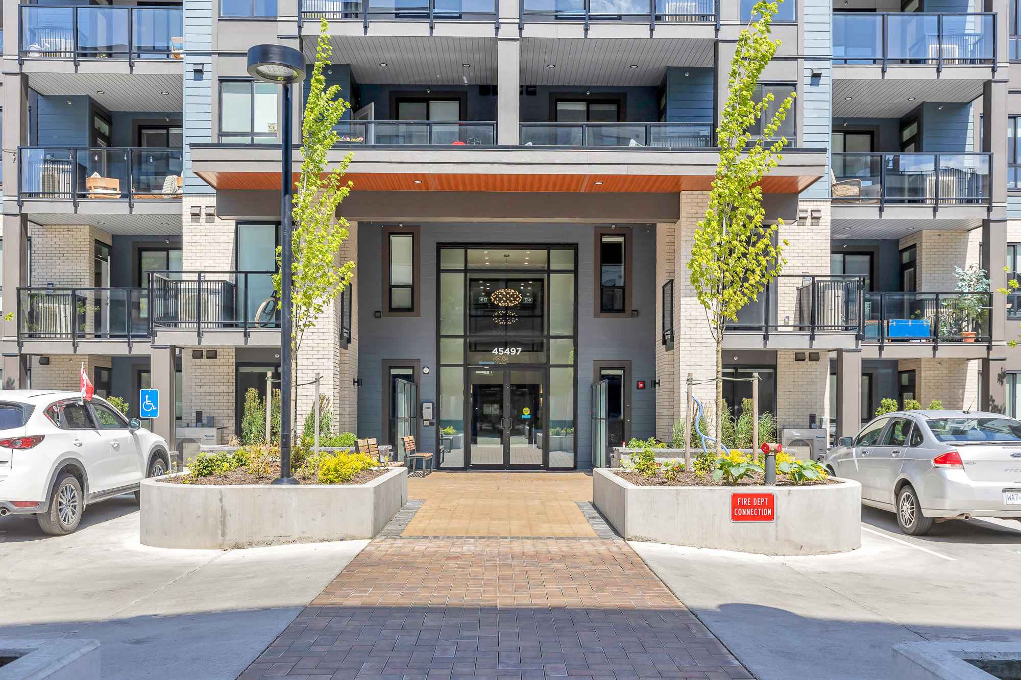 York Residences - Building C in Chilliwack – photo 4