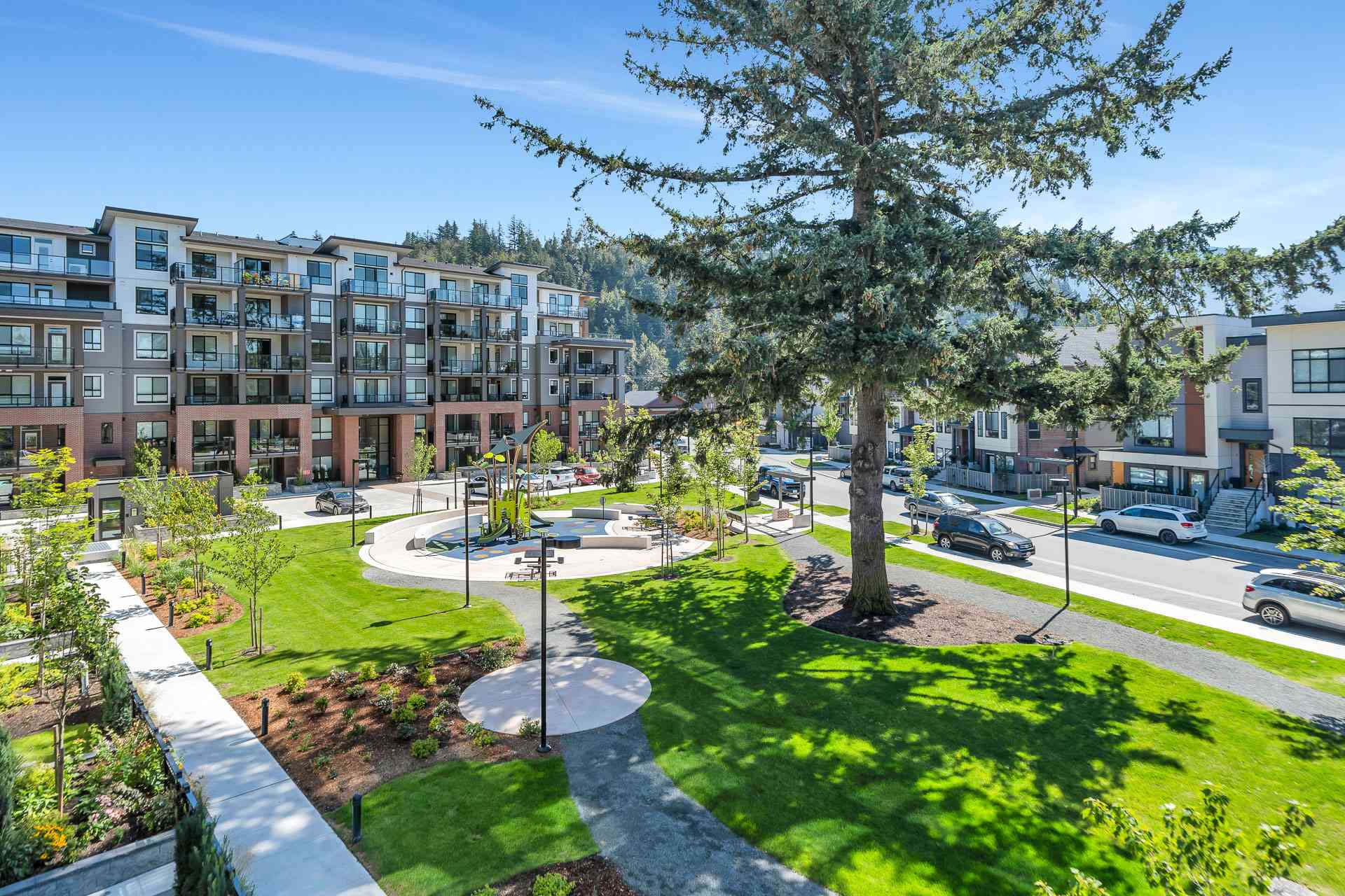York Residences - Building C in Chilliwack – photo 3