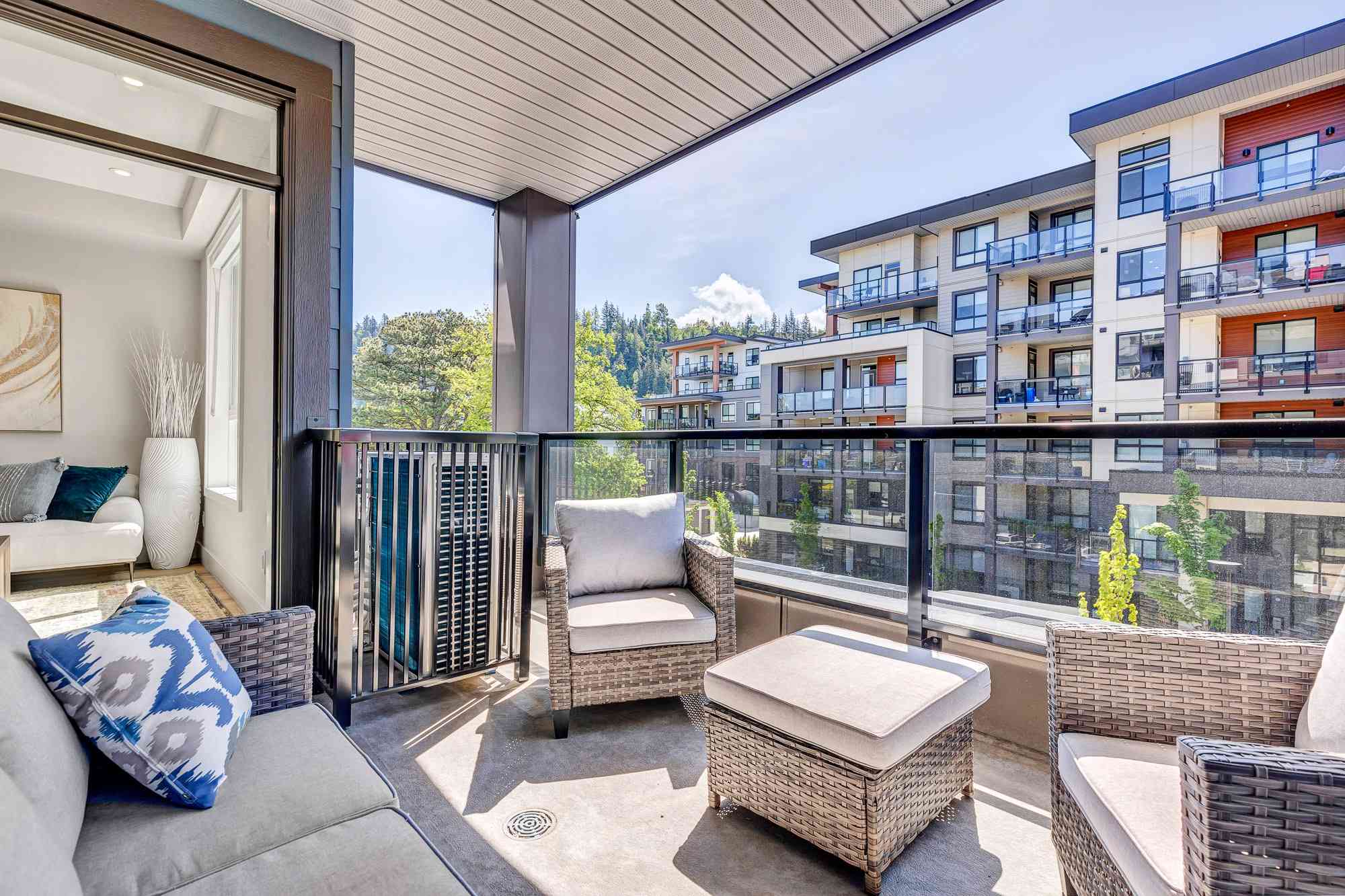 York Residences - Building C in Chilliwack – photo 8