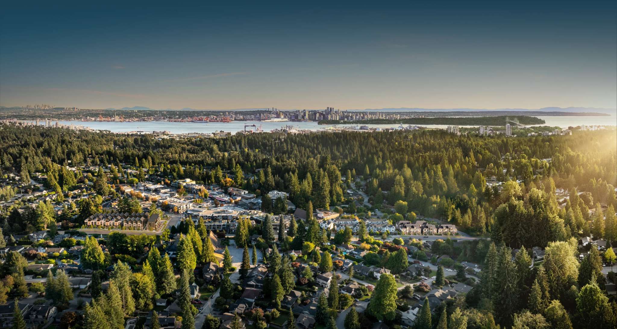 The Edgemont Collection in North Vancouver – photo 1