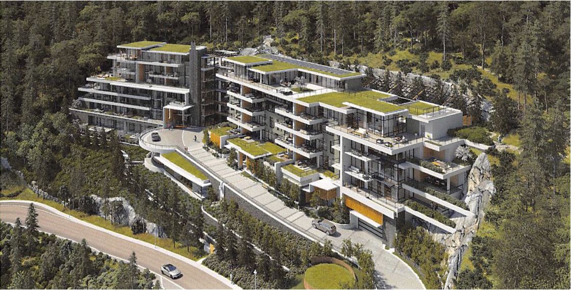 Courtenay at Mulgrave Park in West Vancouver – photo 3